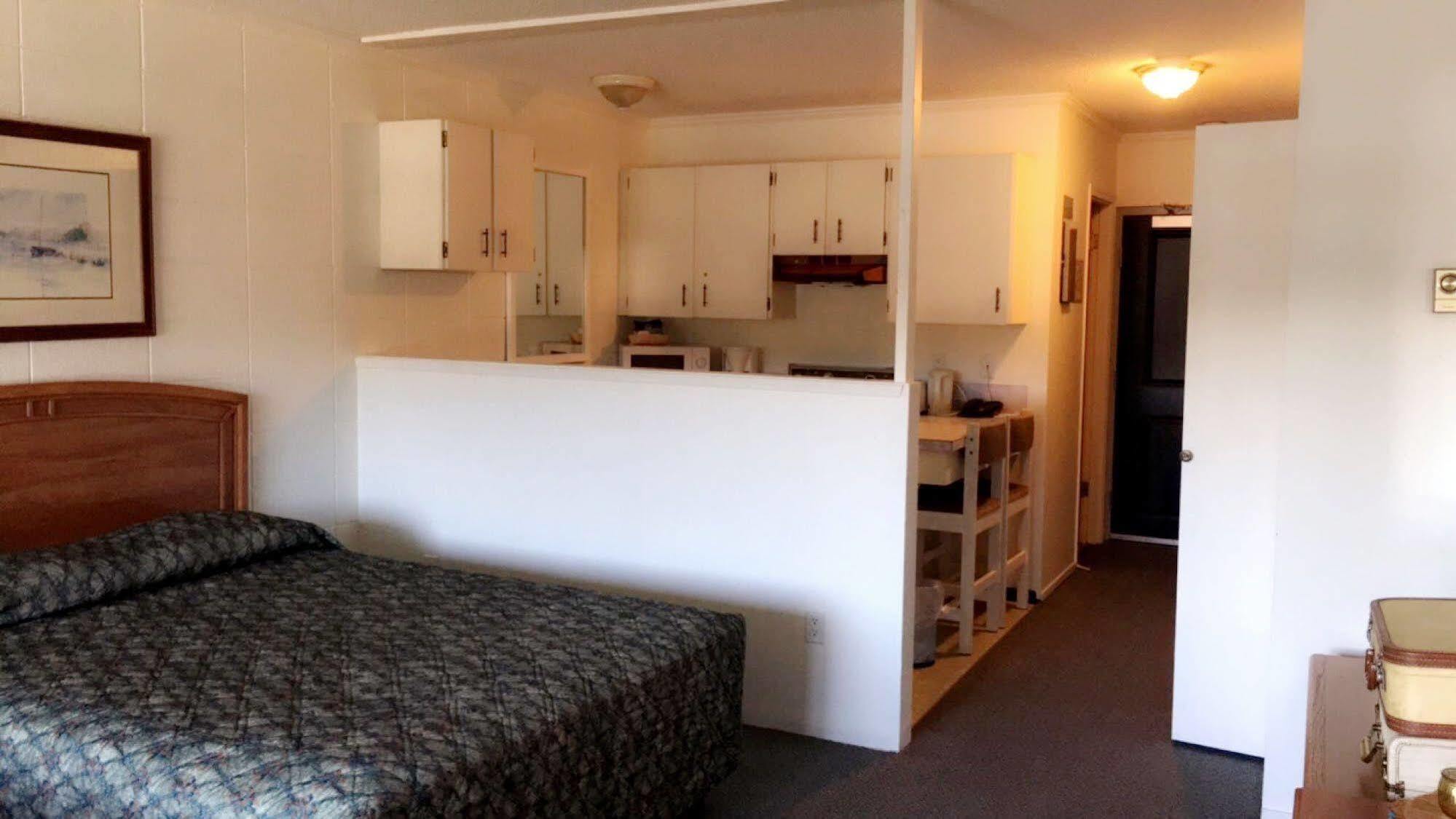 The Waterfront Suites And Marina Nanaimo Zewnętrze zdjęcie