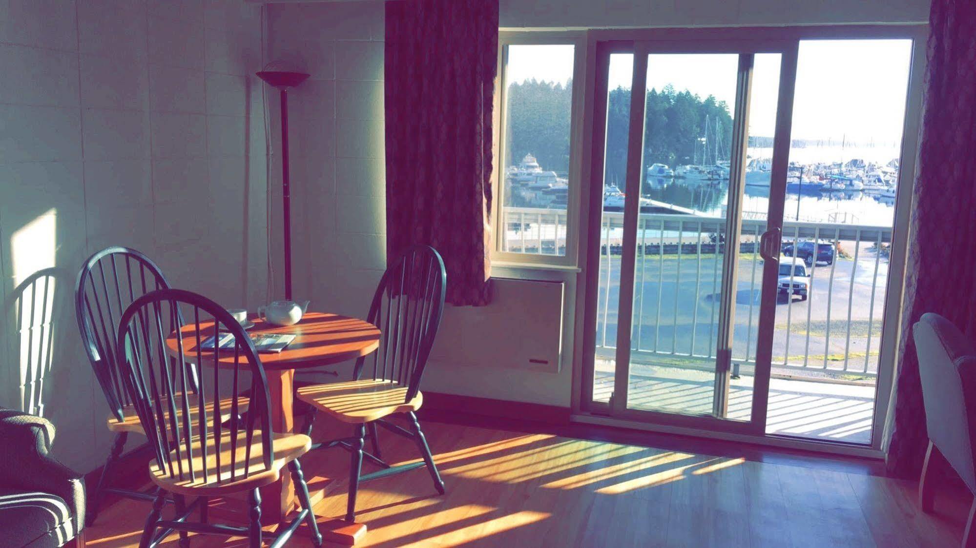 The Waterfront Suites And Marina Nanaimo Zewnętrze zdjęcie