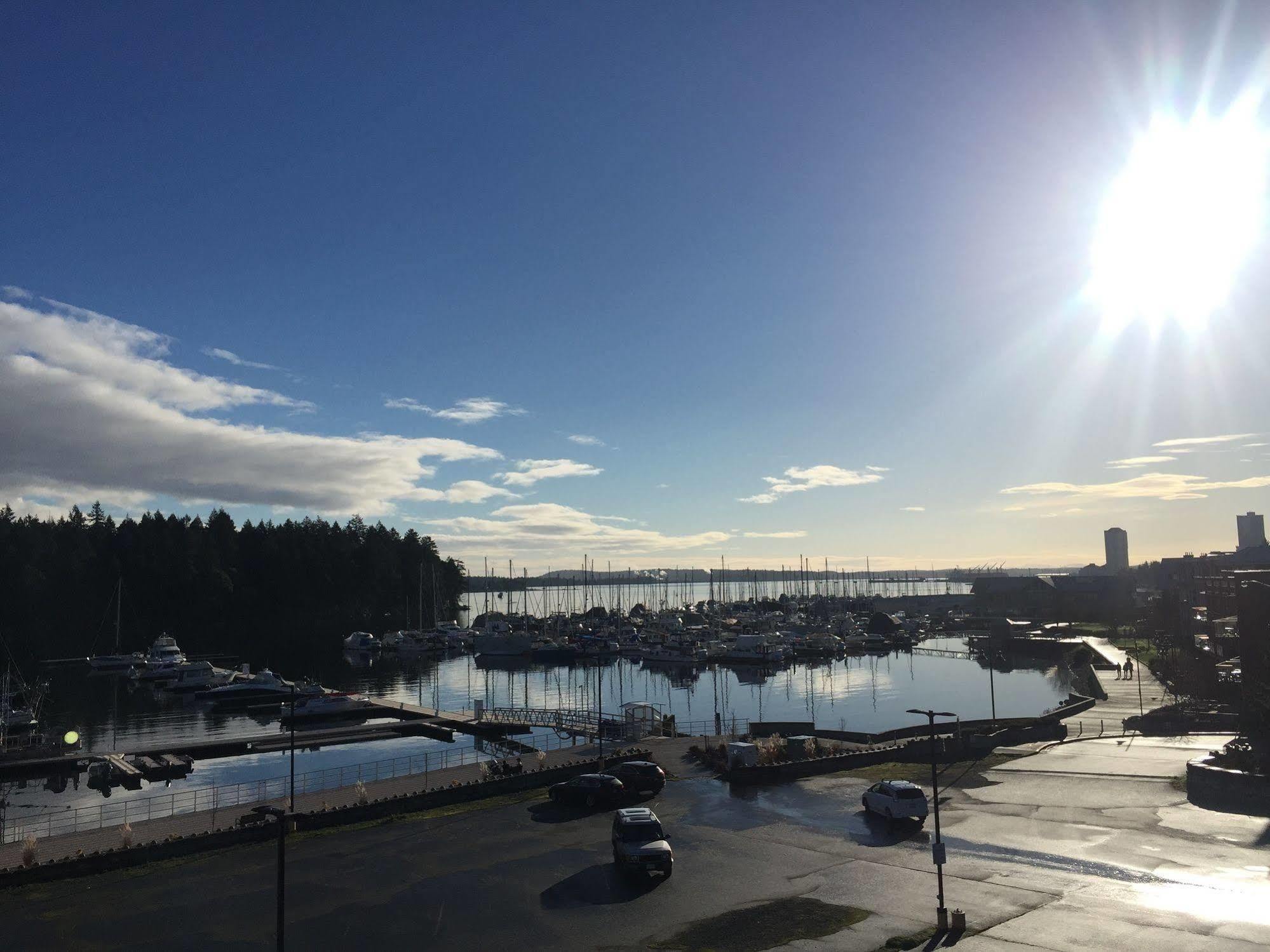 The Waterfront Suites And Marina Nanaimo Zewnętrze zdjęcie